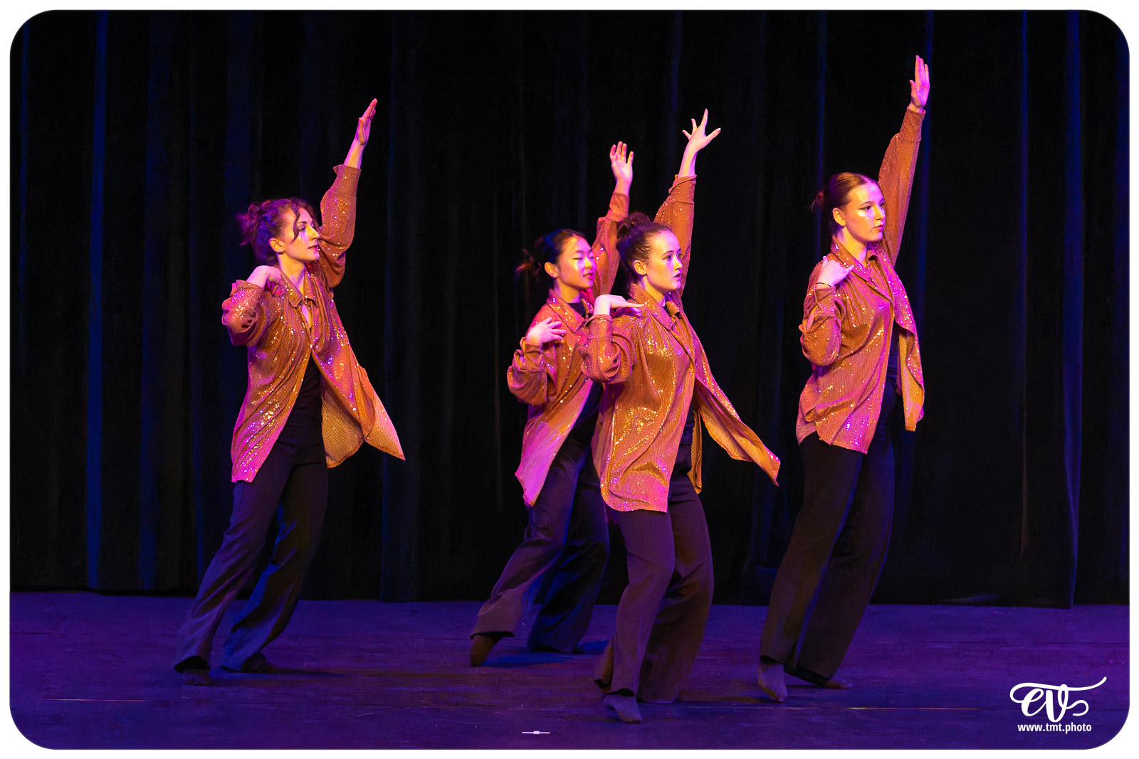 ECOLE DE DANSE CÉCILE ADAMOW